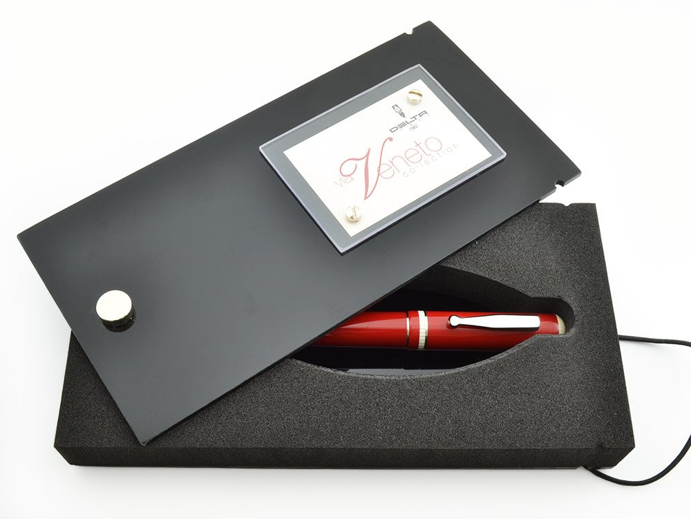 Delta Via Veneto Fountain Pen - Red w Platinum Trim, 14k Medium